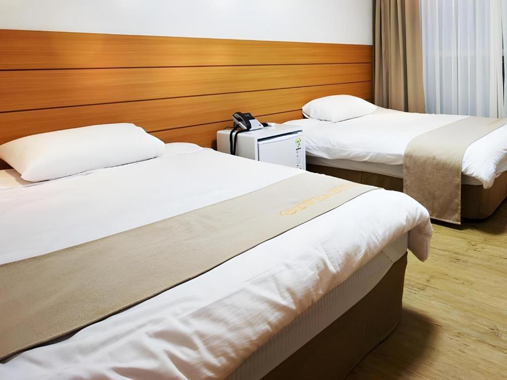 Ewha Hotel Jeju Exterior photo